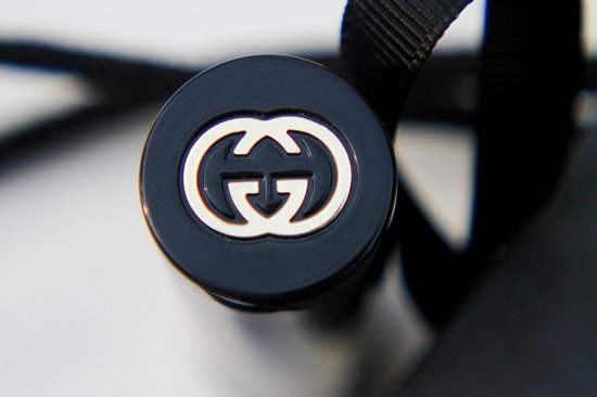 Gucci выпустил коллекцию помад для губ в винтажных футлярах