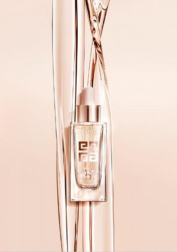 Новинки августа от Givenchy