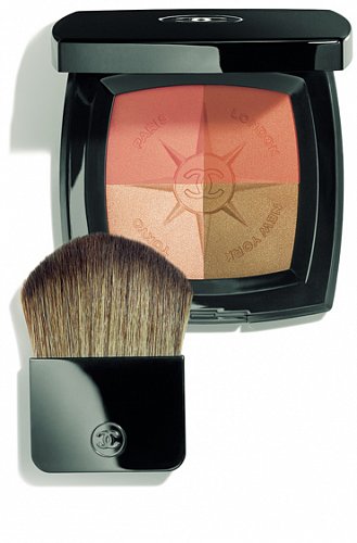 Вышла палитра для макияжа от Chanel