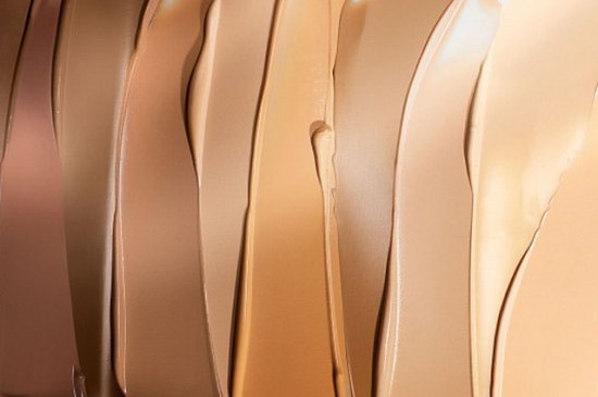 Skin Long-Wear Weightless Foundation от Bobbi Brown – незаменимая тональная основа для лета
