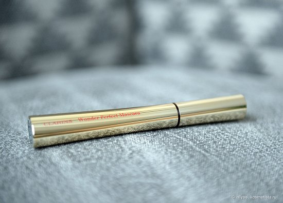 Вышла декоративная линейка для макияжа глаз от Clarins