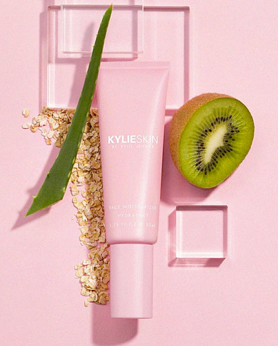 Начались продажи нового бренда Кайли Дженнер Kylie Skin